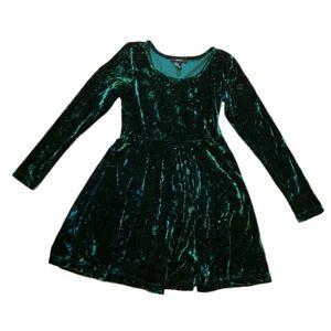 Forever21 emerald green crushed velvet skater dress